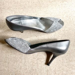 Stuart Weitzman Chantille lace heels